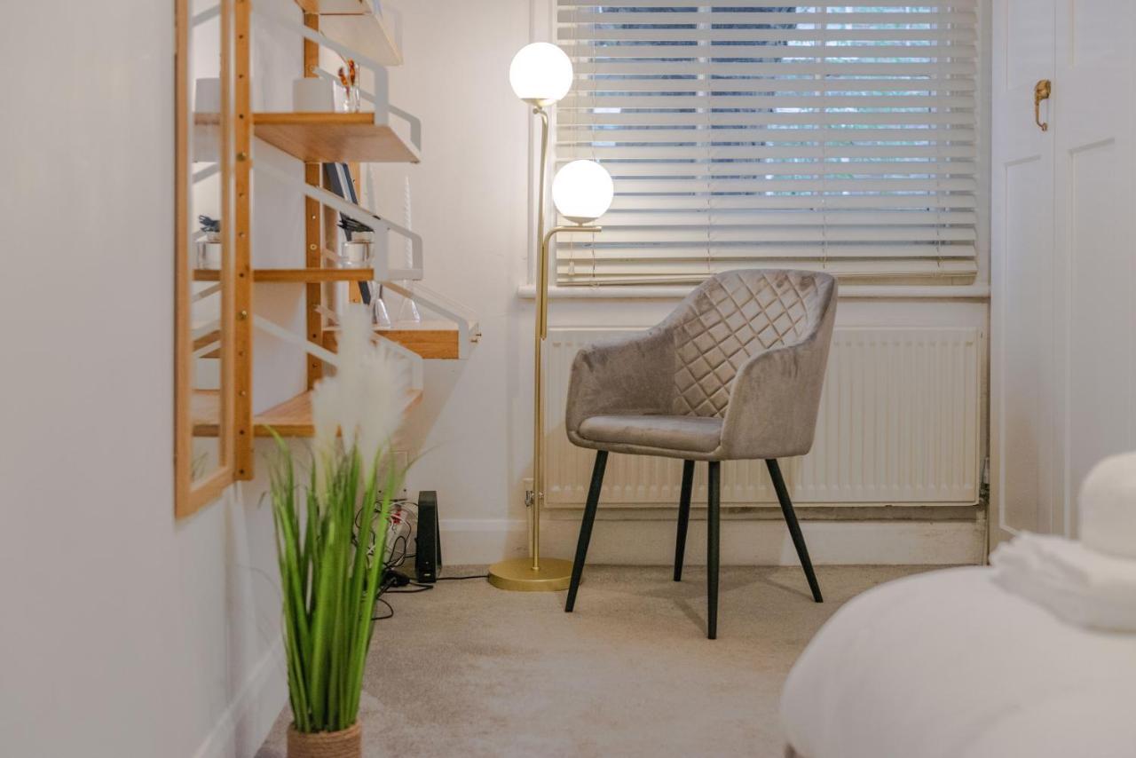 Three-Bedroom Bliss In London Town 외부 사진