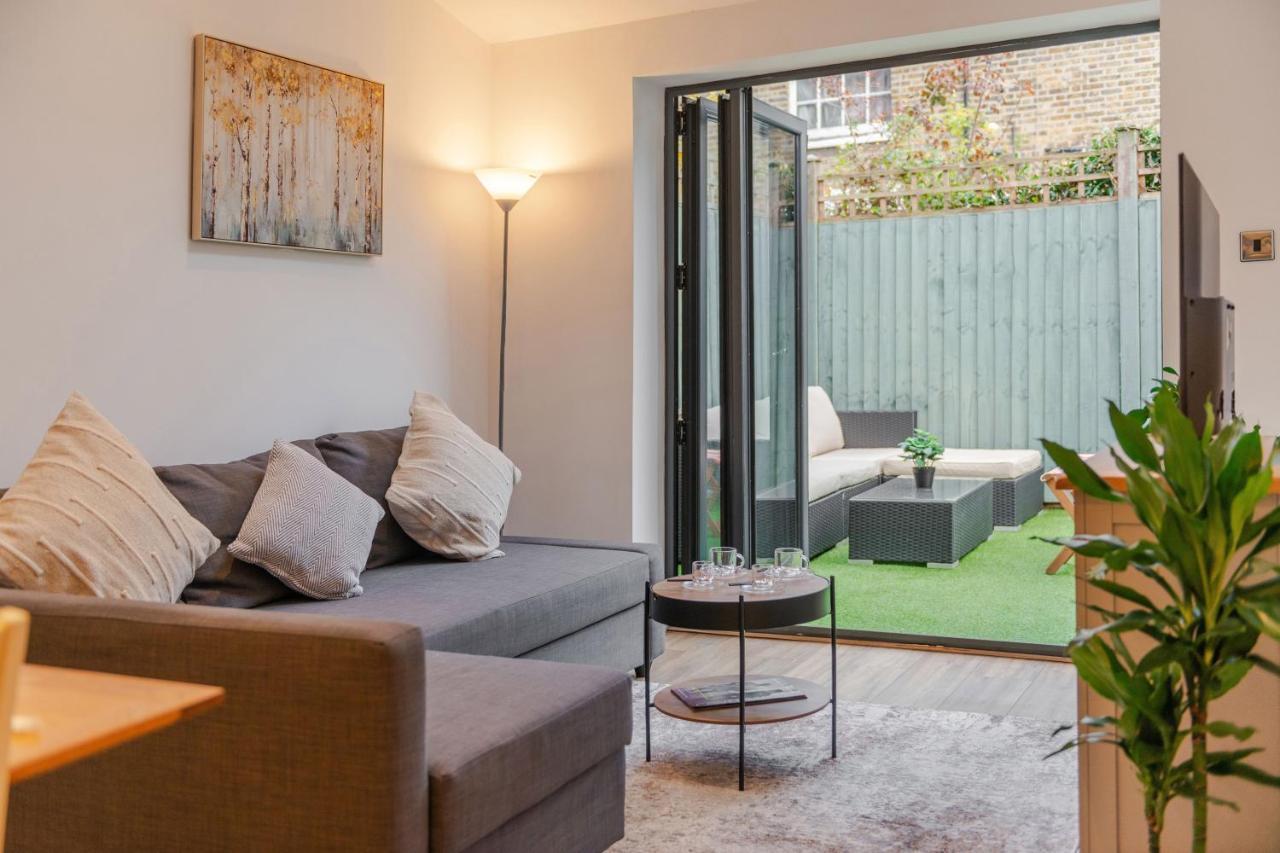 Three-Bedroom Bliss In London Town 외부 사진