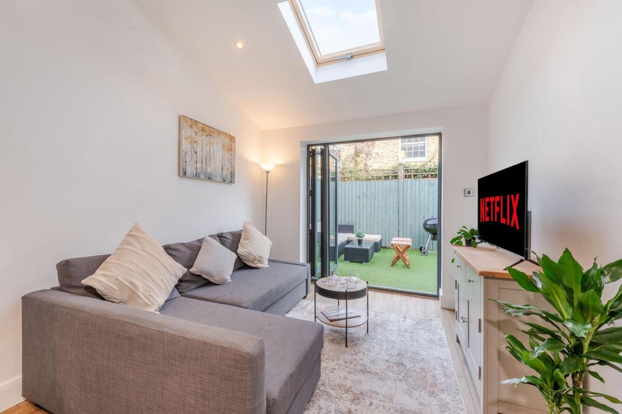 Three-Bedroom Bliss In London Town 외부 사진