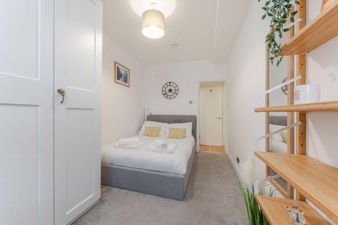 Three-Bedroom Bliss In London Town 외부 사진