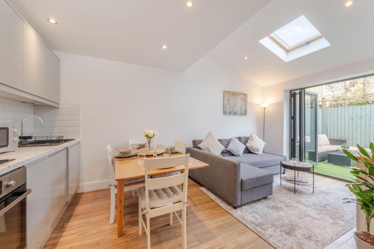 Three-Bedroom Bliss In London Town 외부 사진